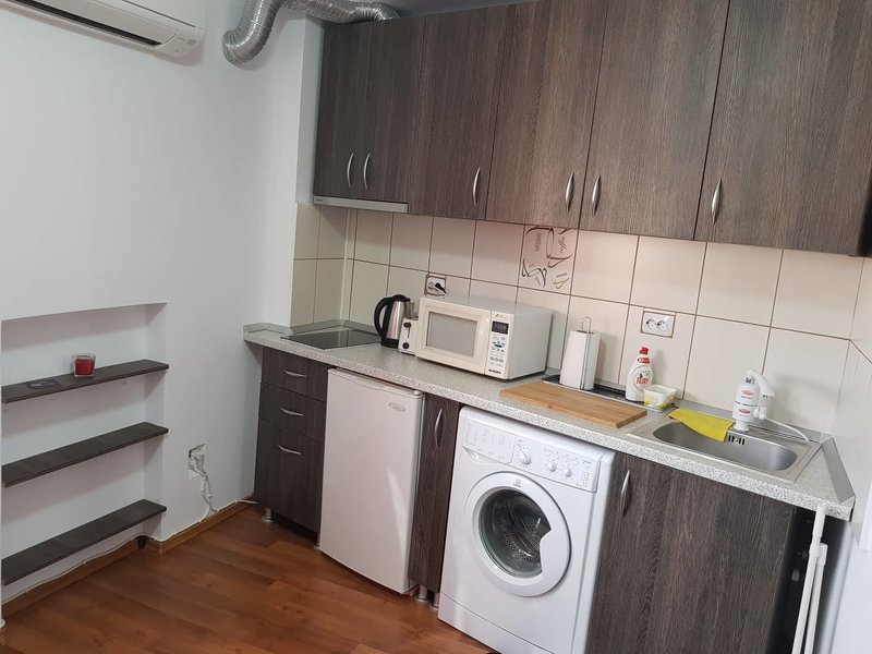 Universitate, Magheru,